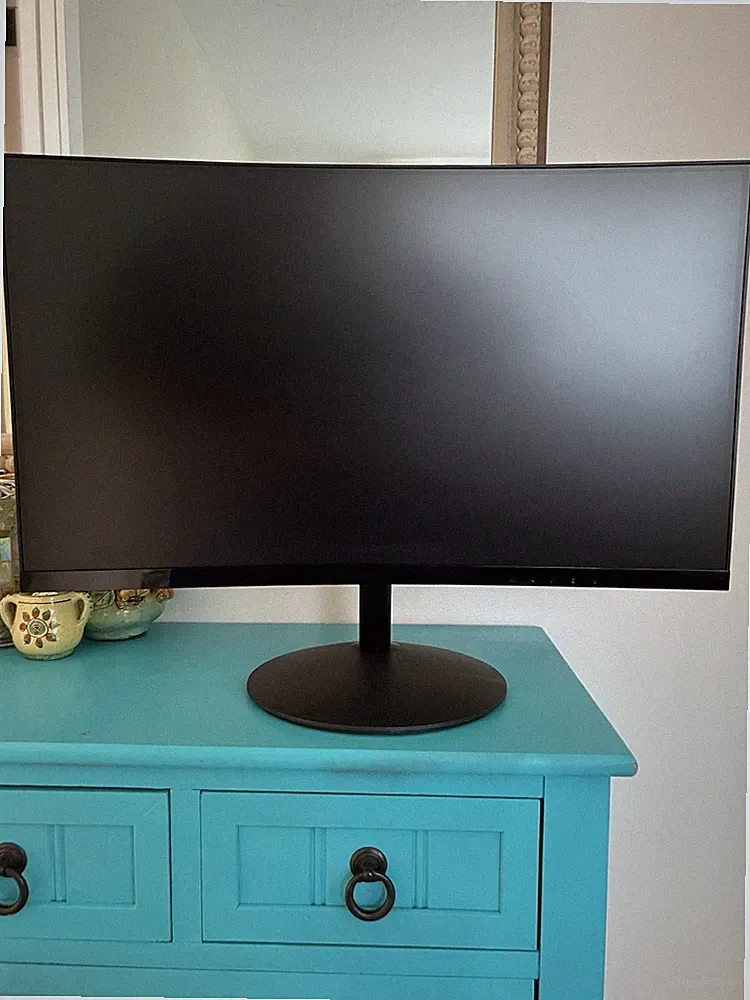 1080p clean brand new 21 inch curved monitor