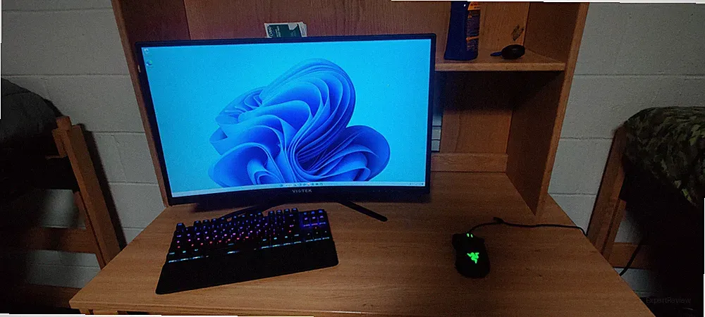 $1250 OBO 1440p 144fps Gaming Setup (PC + Monitor + KB & Mouse + free Headset)