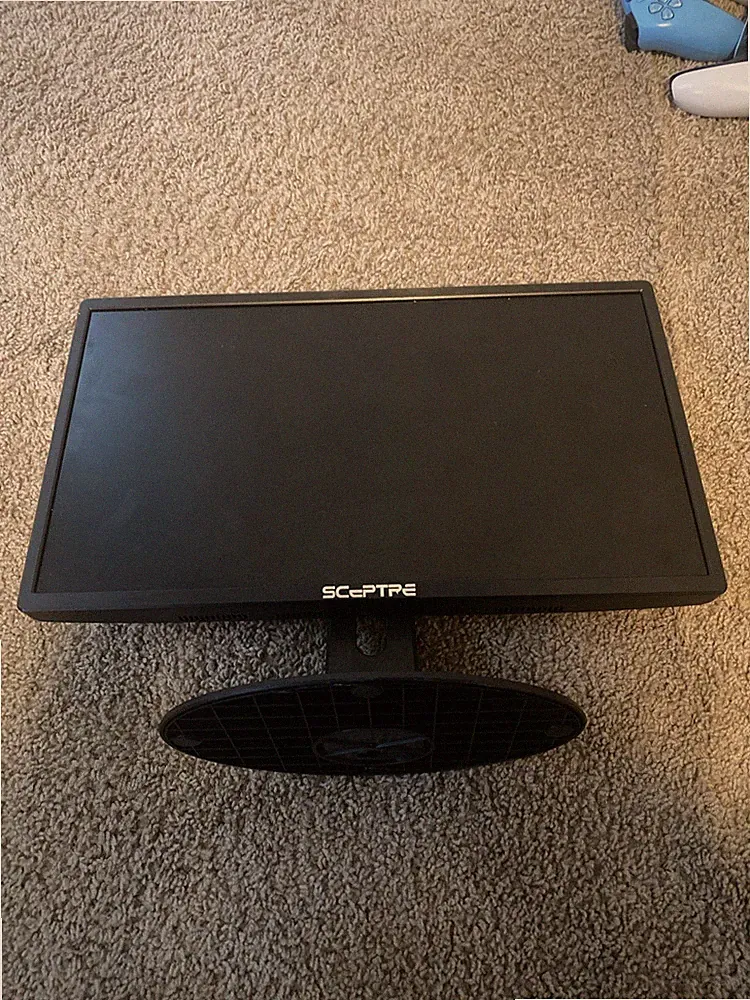 140 Hz Spectre Gaming Monitor