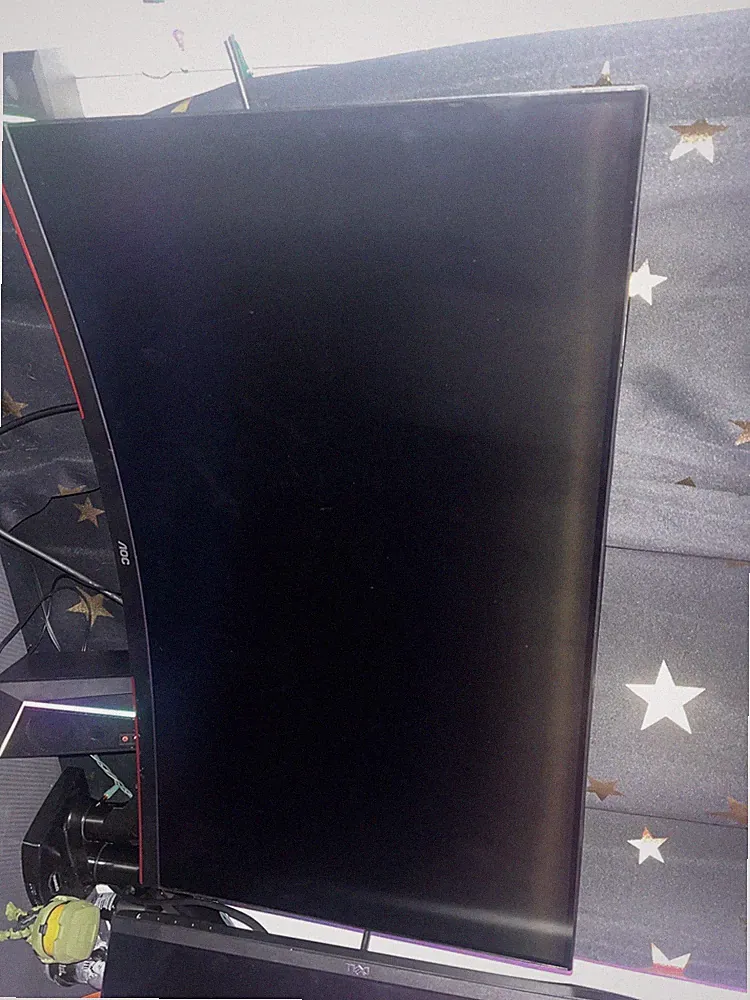 1440p 165 Hz Curved Monitor — Minor White Spot — Good Condition