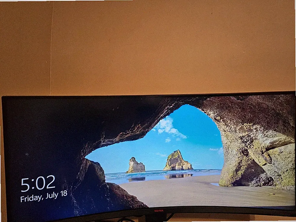 200 Hz 35 Inch Viotek Gaming Monitor with Stand