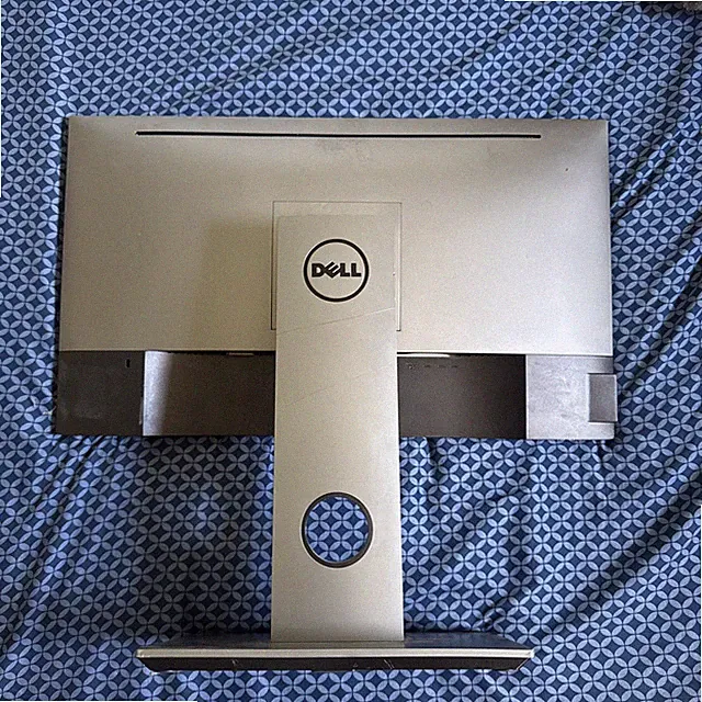 24" Dell Ultrasharp U2417H Full HD (1080p) Infinity Edge IPS LED Monitor