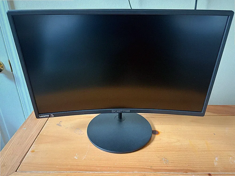 24-inch Spectre Curved Monitor – Excellent Condition, No DC-IN Cord