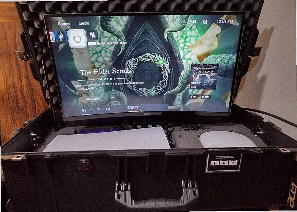 27" LCD Portable Gaming Station - Black