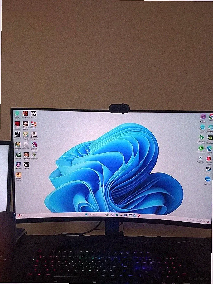32 In Curved Gaming Monitor, 165hz AOPEN Black FHD Excellent Condition