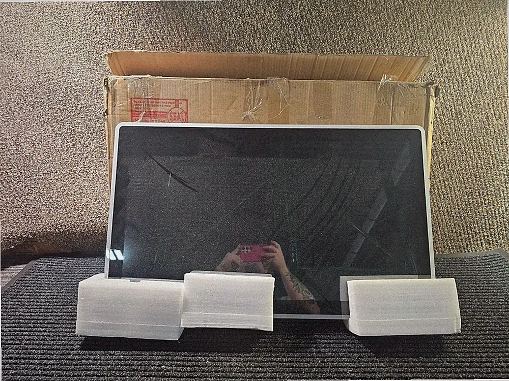 32 Inch Capactive Touchscreen LED-Framed Monitor with Industrial LCD Display