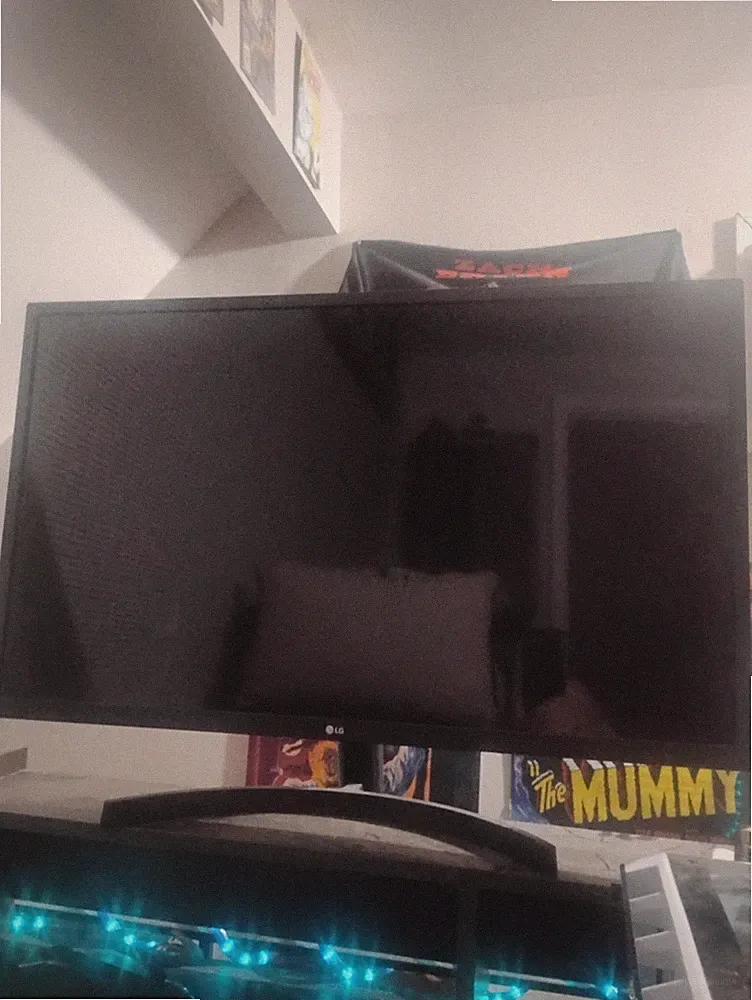 32" lg ips pc gaming moniter full hd w/AMD ratheon freesync