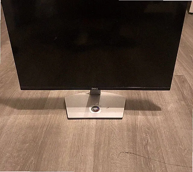 60 Hz Dell Monitor