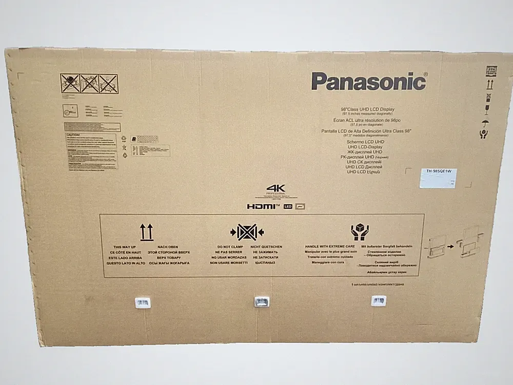 86" Panasonic 4K UHD 400cd/m2 LED LCD Commercial Display TH-86CQE2U