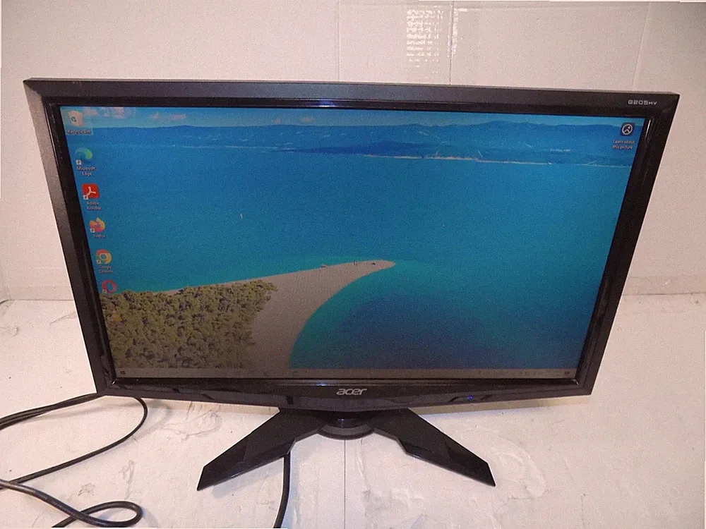 ACER G205Hbd 20-inch Widescreen Flat-Panel LCD Monitor 60Hz 5Ms 1600 x 900
