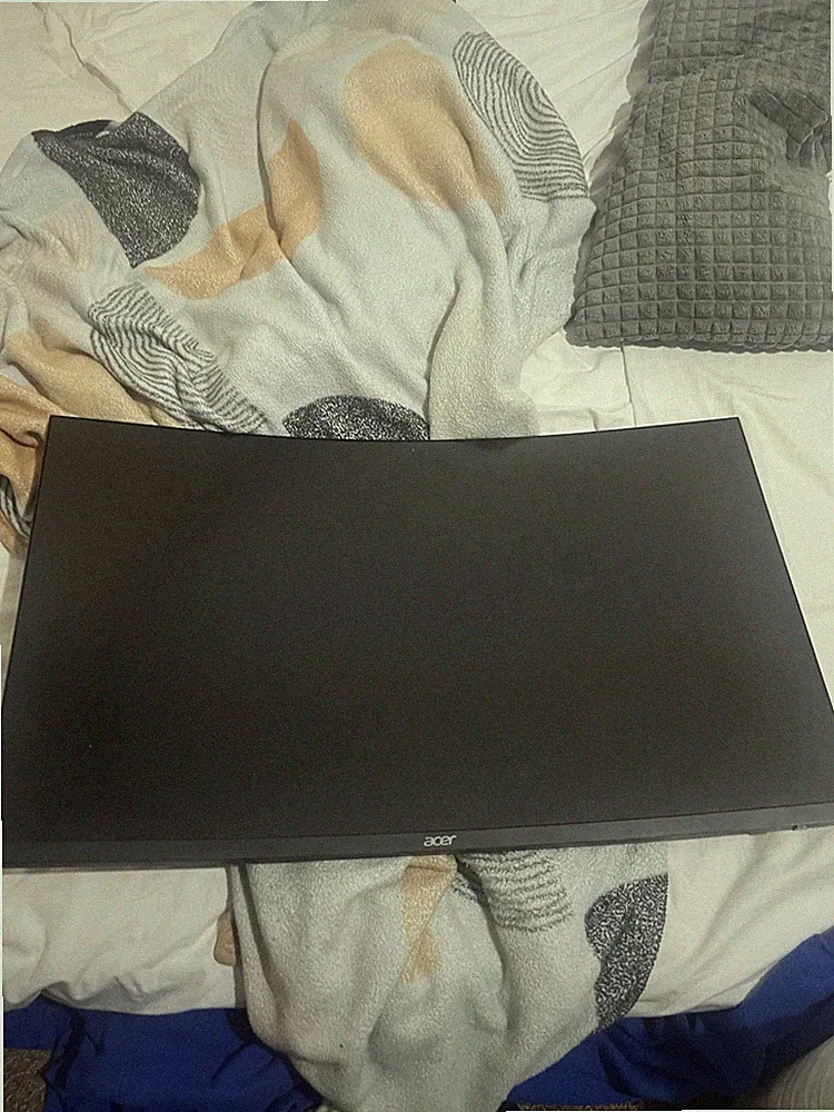 Acer Nitro 31.5" Curved FHD 180Hz 1080p to 4k