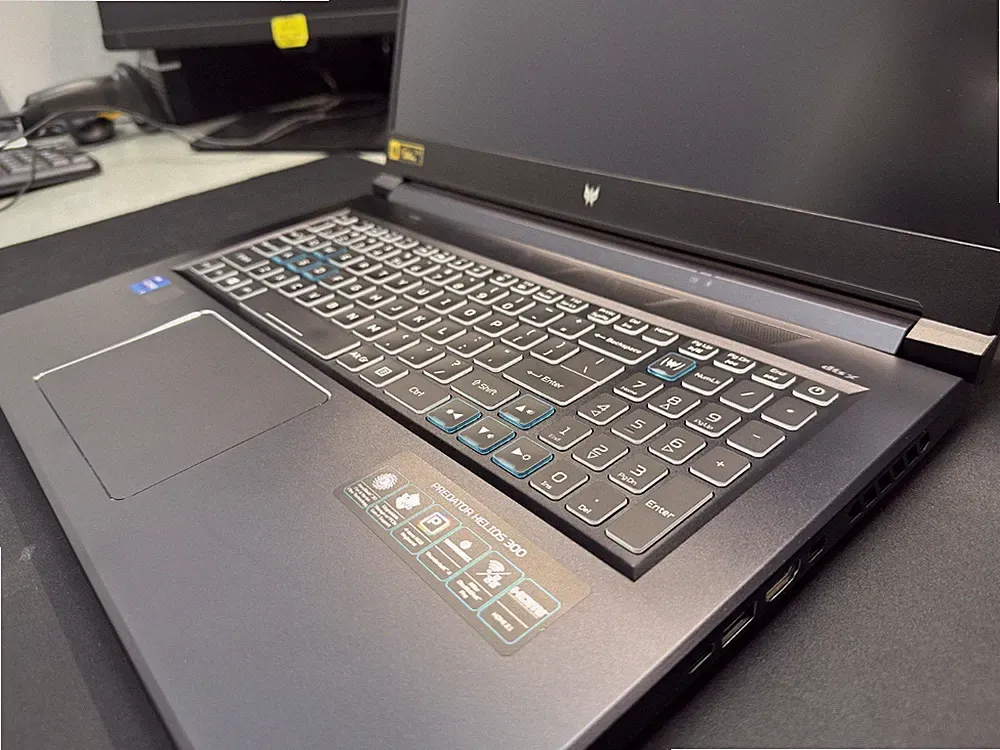 Acer Predator 300 Gaming Laptop – i7 / RTX 3060 / 17” 144Hz