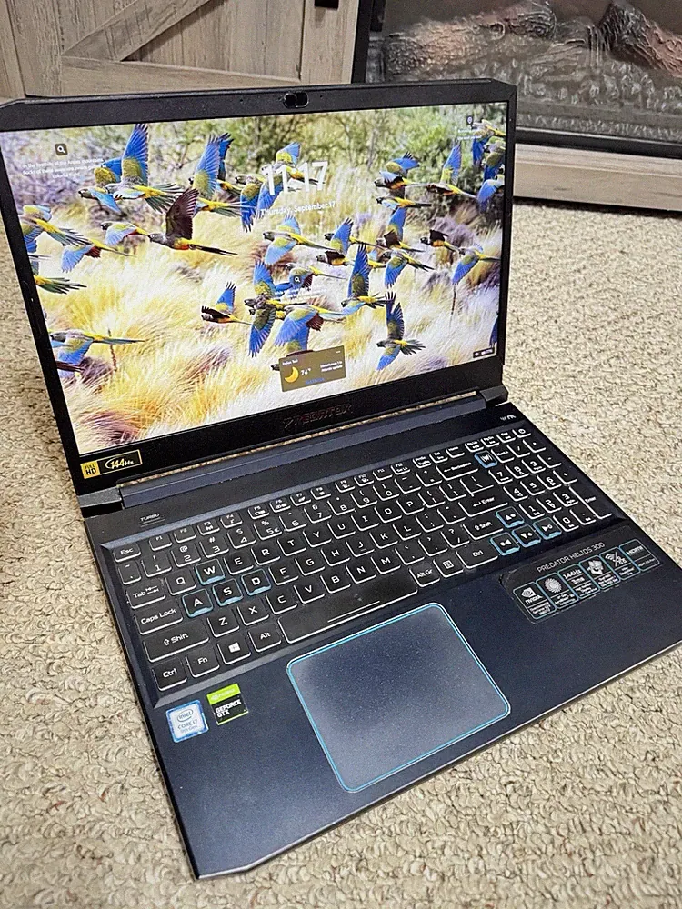 Acer Predator Helios 300 PH315-52 i7-9750H 16GB 768GB SSD GTX 1660 Ti 144Hz