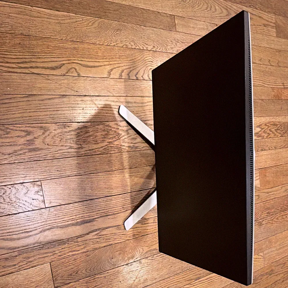 Alienware 22" IPS Gaming Monitor 3440x1440 240HZ white/Black