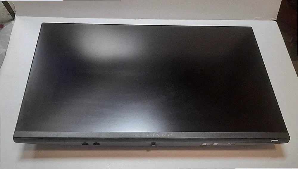 Alienware 27" Gaming Monitor 180Hz 1440p Model: AW2725DM, For Parts