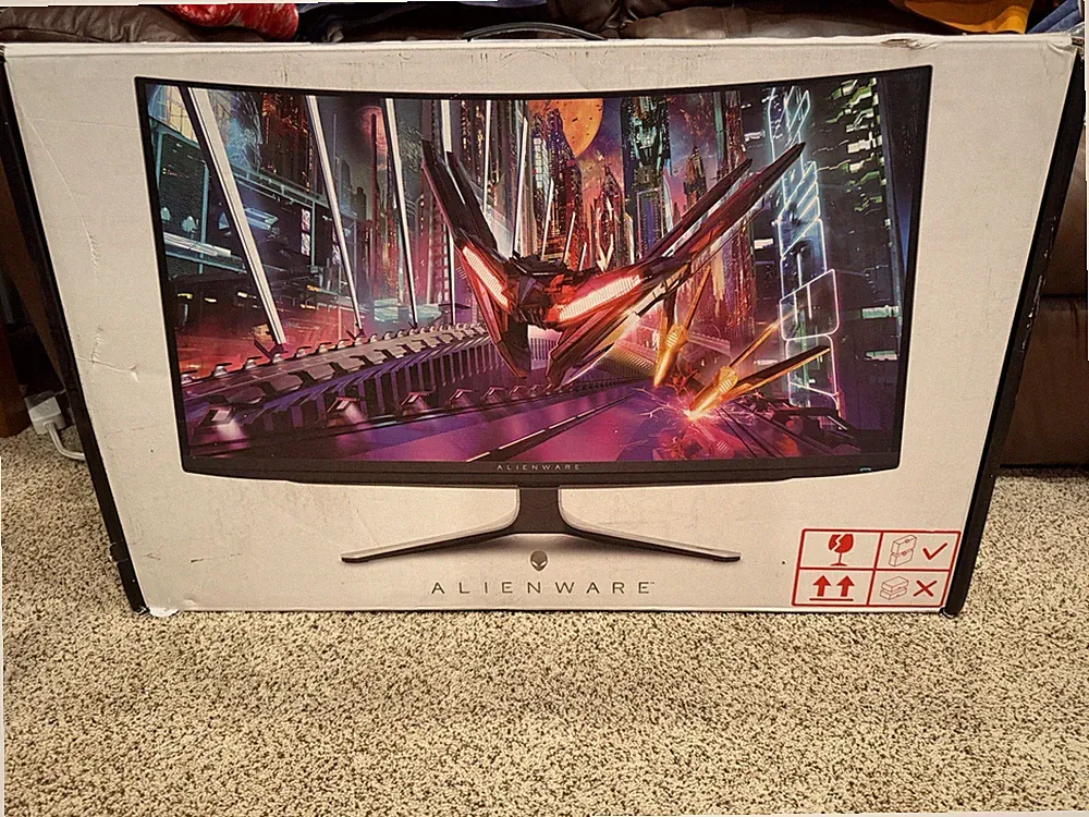 Alienware 32” 4K QD-OLED Gaming Monitor - AW3225QF BOX ONLY