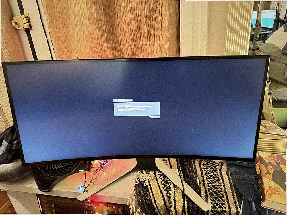 Alienware 34" Curved Screen Gaming Computer Monitor 21:9 Black Silver