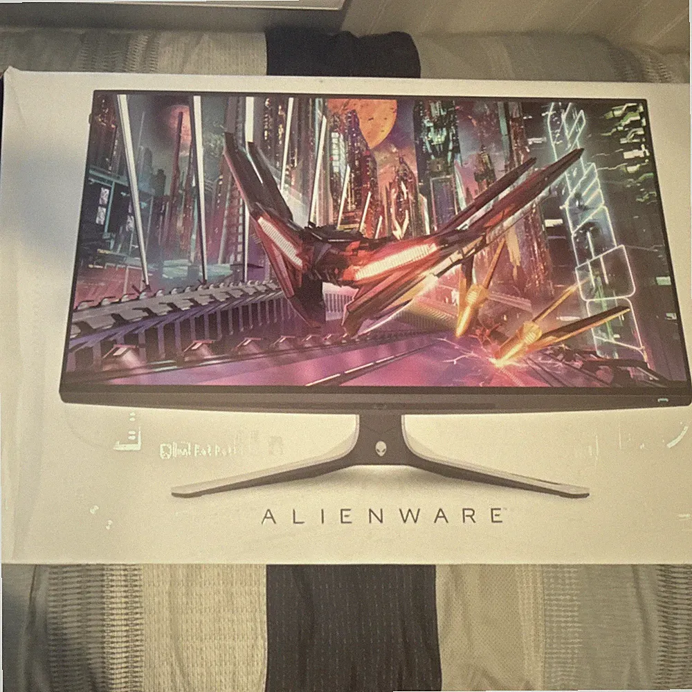 Alienware AW2723DF 27in Fast IPS QHD 280Hz 1ms G-SYNC Compatible HDR600