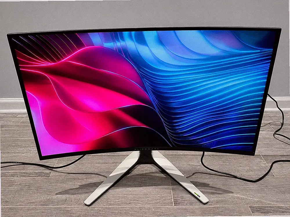 Alienware AW3225QF 32” 4K 240Hz QD-OLED Curved Gaming Monitor