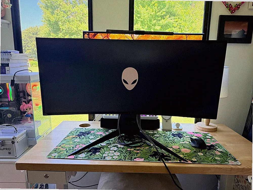 Alienware AW3418DW 34in Curved Ultrawide 3440x1440 120Hz HDMI/DP