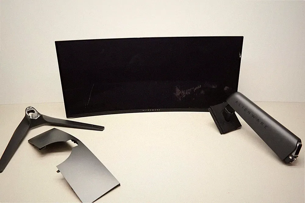 Alienware AW3423DW 34.2" Curved Gaming Monitor BROKEN