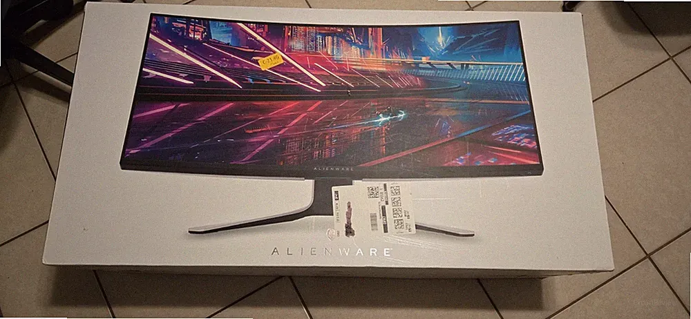Alienware AW3821DW 38 inch IPS Curved Screen Gaming Monitor