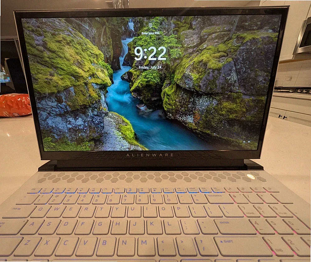 Alienware m17 R4 17.3" 360Hz i9-10980HK RTX 3080 32GB RAM 2.5TB NVMe Windows 11