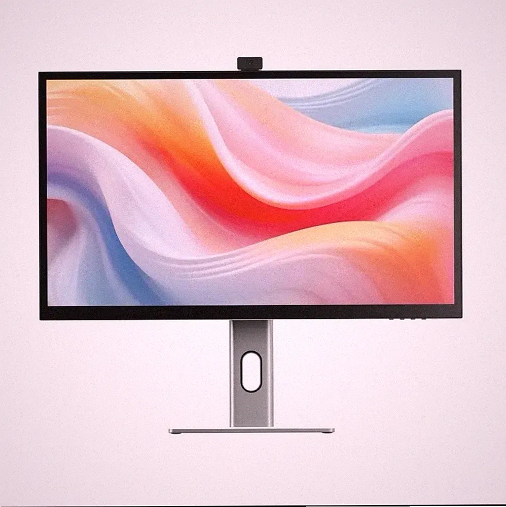 ALOGIC Clarity Pro 27 in UHD 4K Monitor 65W PD and Webcam (Not Touchscreen)