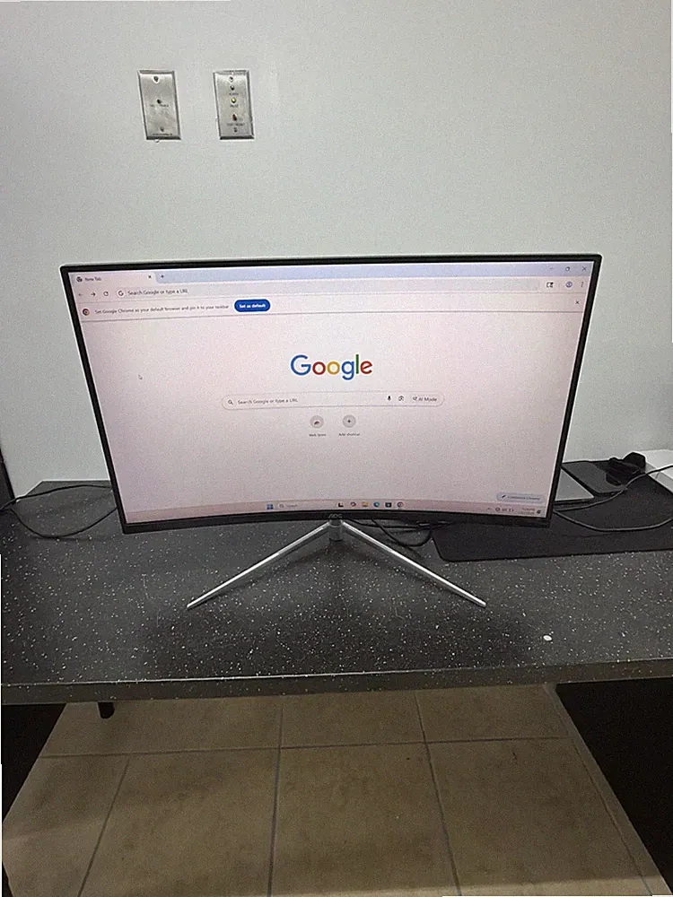AOC Curved 31.5" Gaming Monitor C32V1Q 1080P
