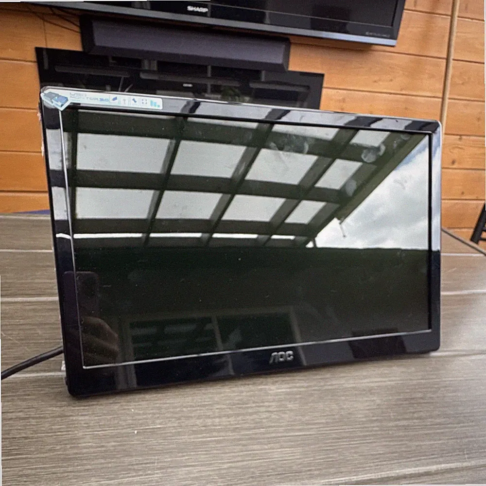 AOC E1659FWU 15.6" Ultra Slim Portable LED USB Monitor