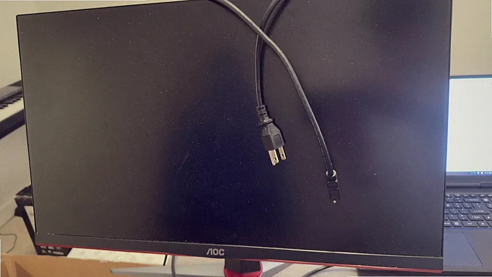 AOC monitor 24G2S