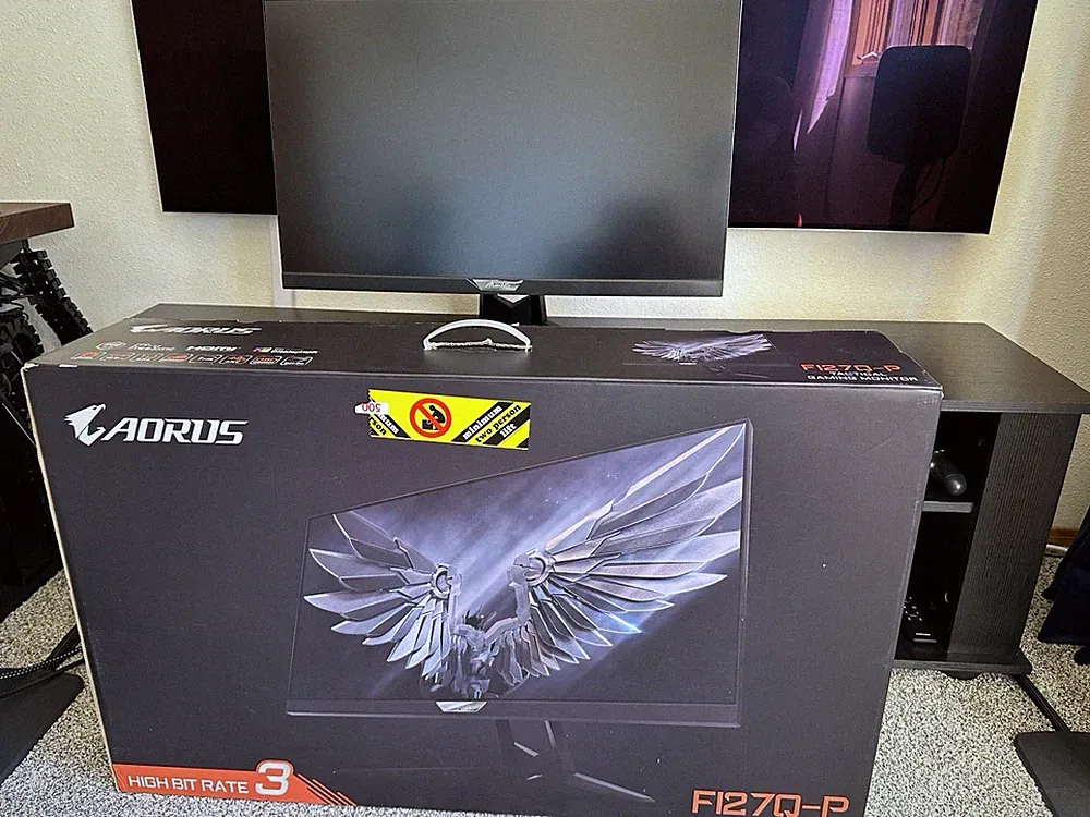 AORUS FI27Q-P 27" 165Hz 1440P QHD HBR3 G-SYNC Compatible IPS Gaming Monitor