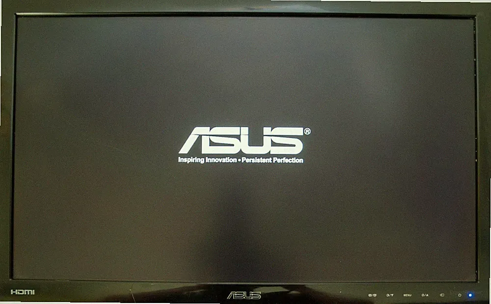 Asus 22" VS228H-P Monitor No Stand, Good Condition 1920x1080p VESA 100mm x 100mm