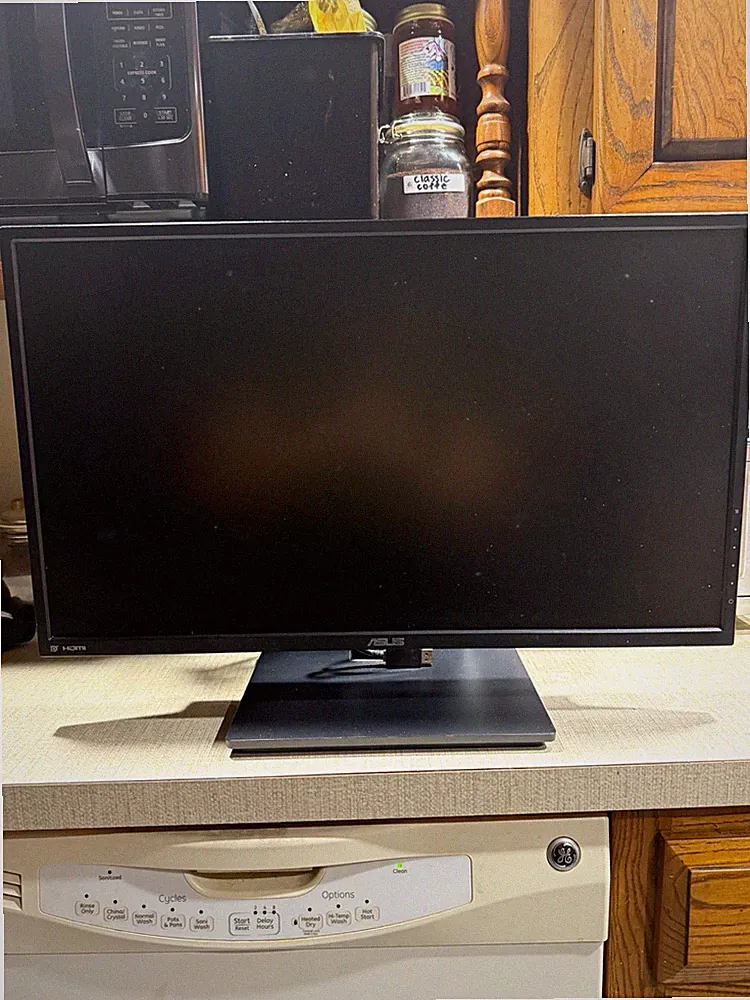 ASUS PB277Q 27in WQHD 2560x1440 LCD 75Hz 1ms Widescreen HDMI DP DVI-D Gaming