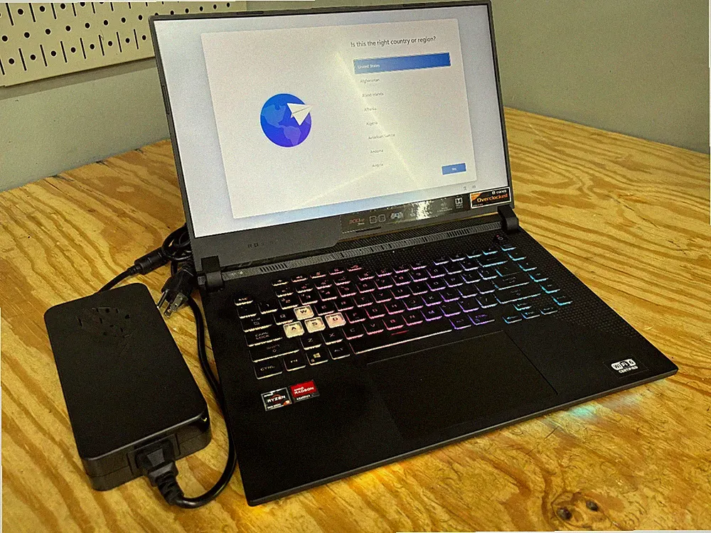 ASUS ROG Strix G15 G513QY Ryzen 9 5900HX RX 6800M 16GB 512GB SSD 300Hz Gaming