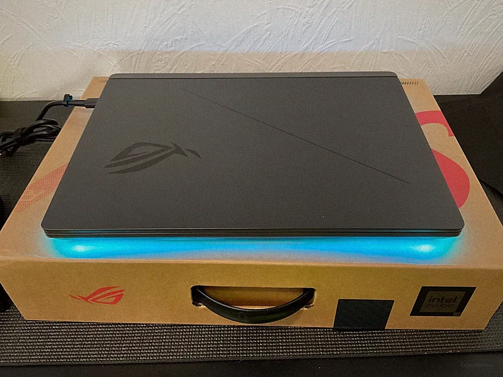ASUS ROG Strix G16 Gaming Laptop Intel Ultra 9HX 275 - 32GB - 1TB - RTX 5070 Ti