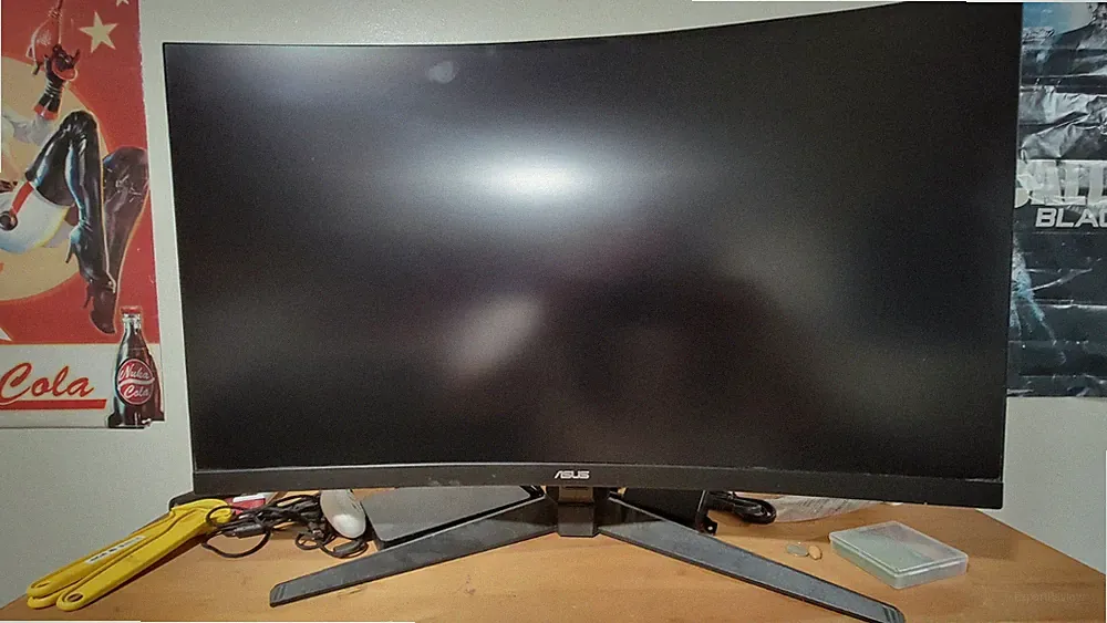 ASUS TUF Gaming VG32V 32" Curved 165Hz 1ms 1440p QHD HDMI/DisplayPort