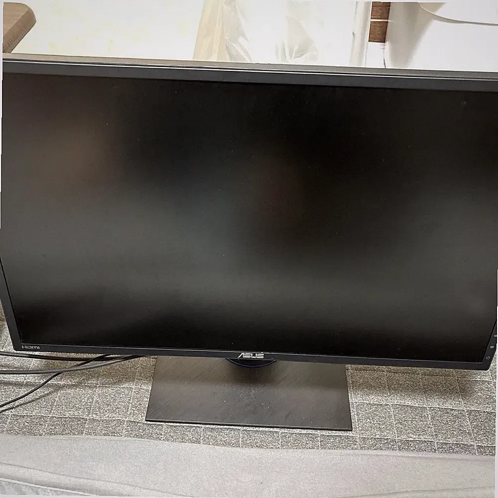 ASUS VG245HE-J 24 Inch Gaming Monitor 75Hz 0.6ms Response Time