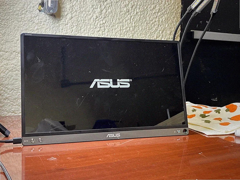 Asus ZenScreen MB16A Portable Monitor