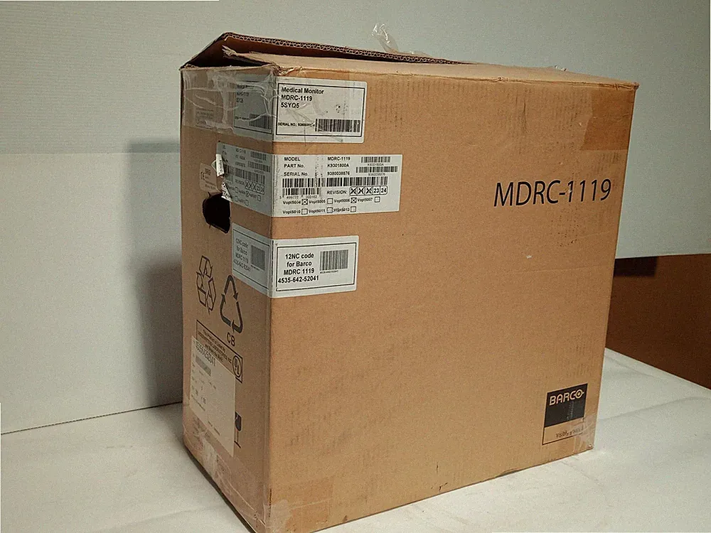 Barco MDRC-1119 19in Color LCD Medical Monitor w Stand Power Supply