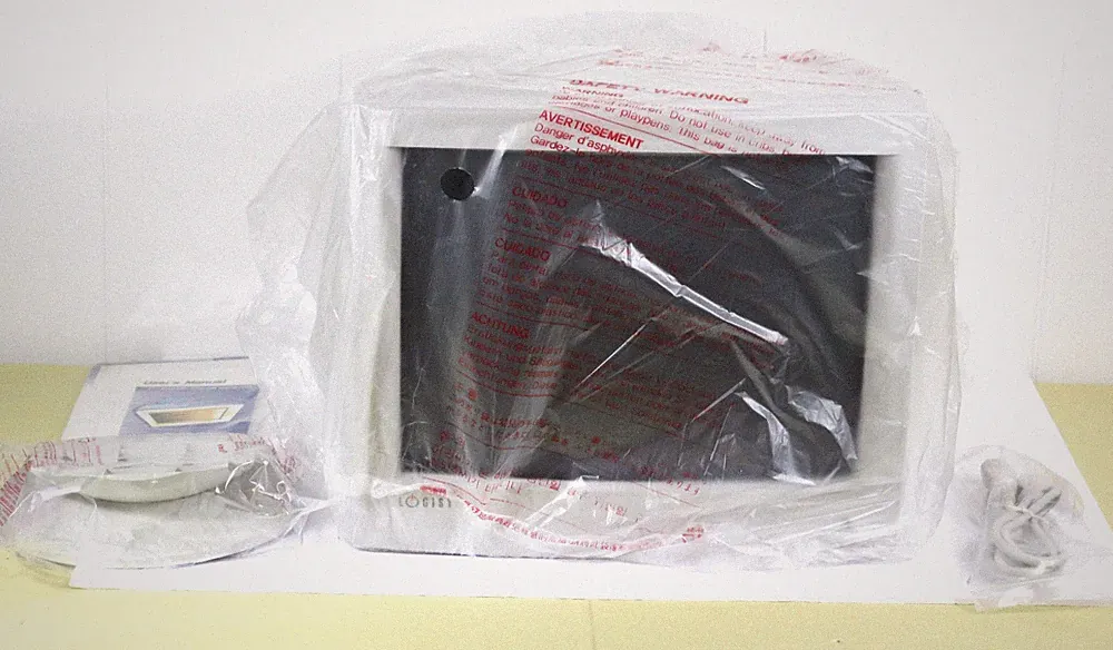 *BRAND NEW* 17" CRT Monitor Logisys LGX710 SEP 2001 1280 x 1024 4:3 Retro Gaming