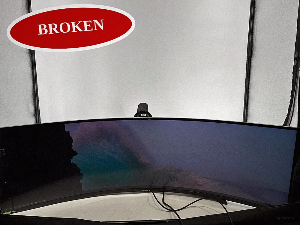 (BROKEN) Samsung Odyssey G9 49in Curved Gaming Monitor DQHD 240Hz 1ms G-Sync