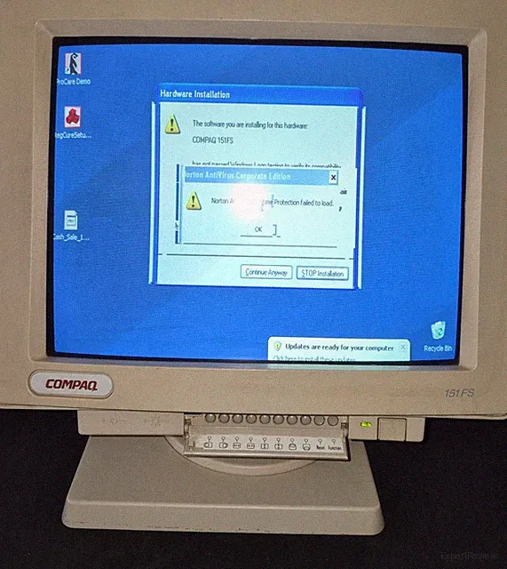 Compaq 151FS 15" Vintage CRT VGA Monitor Beige Windows 95 98 Retro Tested