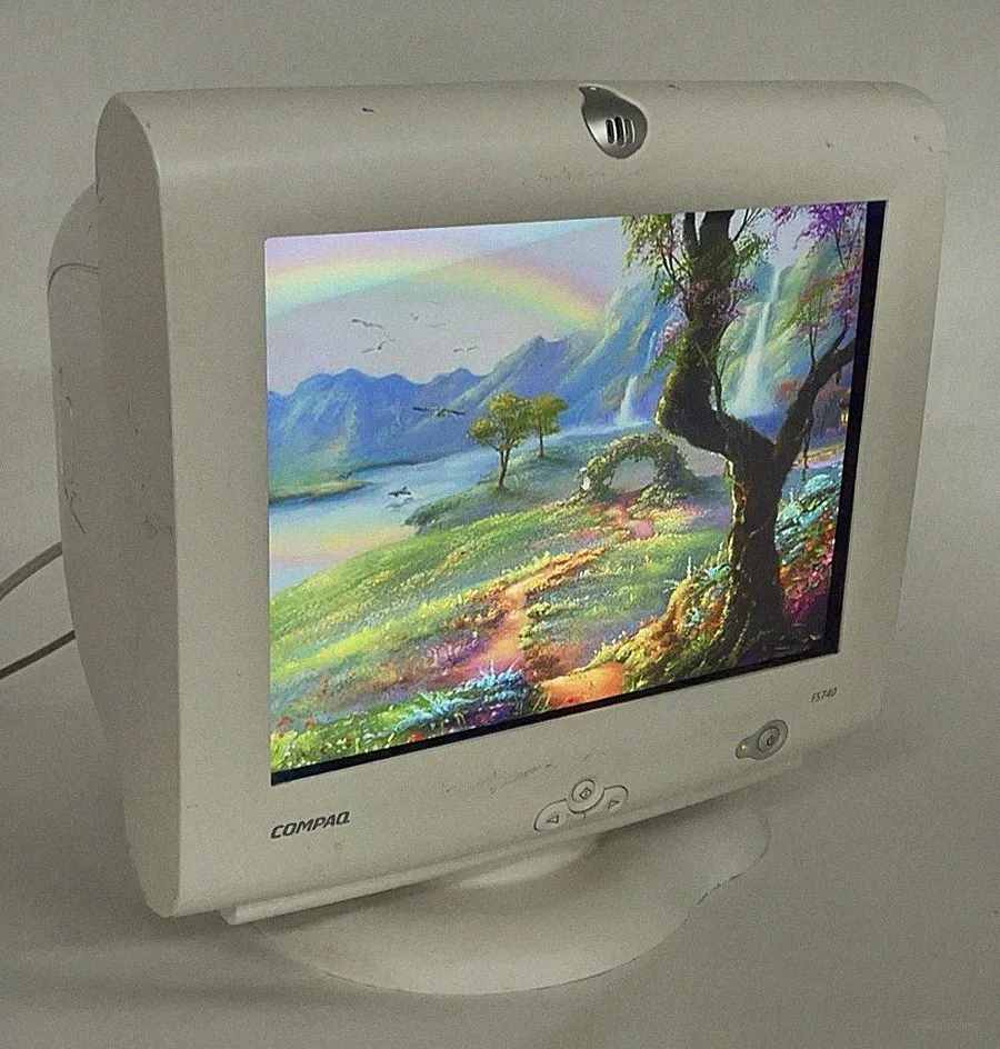 Compaq FS740 Vintage 2000 Retro Gaming 17" CRT Computer Monitor 1024x768