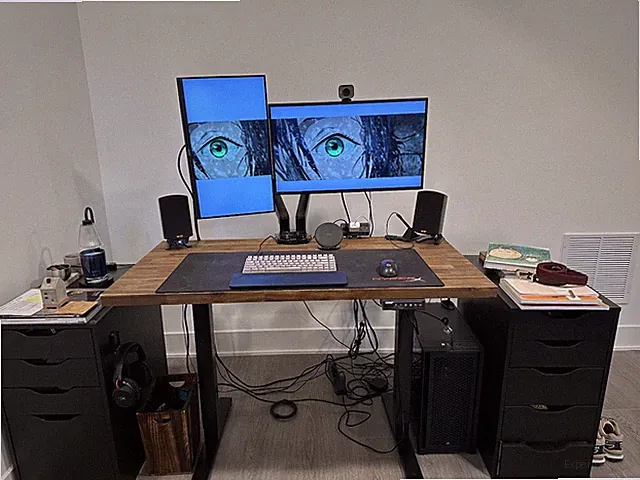Complete Gaming PC Setup — Ryzen 7 3700X / GTX 1080 Ti / Dual Monitors — $850