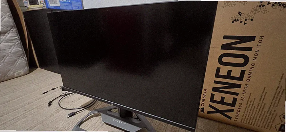 Corsair XENEON 32QHD165 32" IPS QHD 165Hz 1ms Gaming Monitor