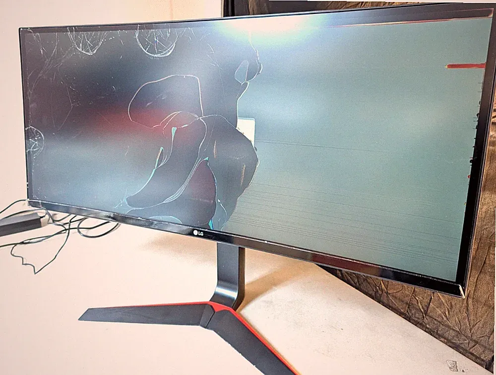 CRACKED LG 34UC79G 34 Inch 21:9 UltraGear Full HD IPS Curved Gaming Monitor PART