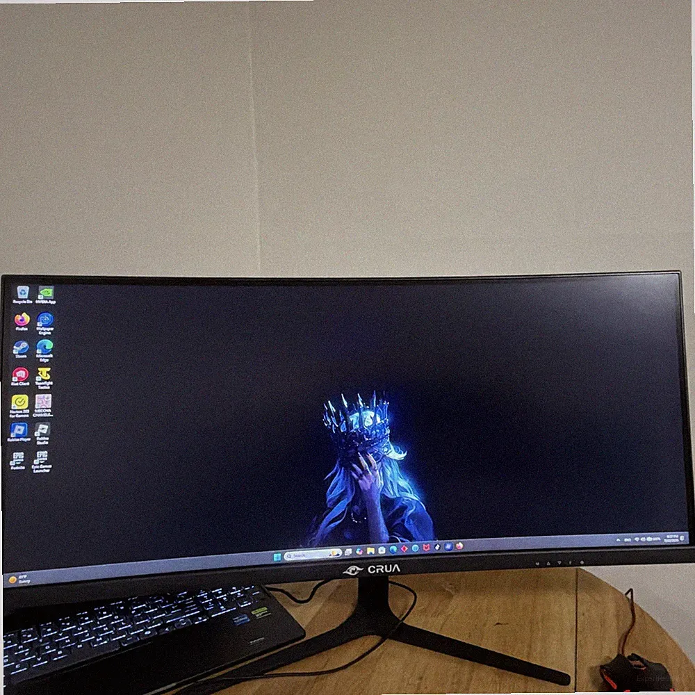 CRUA 30" Ultrawide Curved Gaming Monitor (100Hz / 2560x1080) – Great Condition!