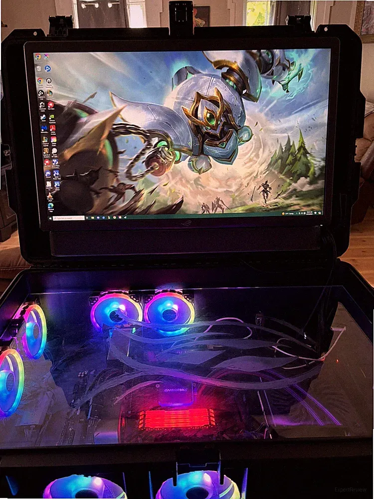 Custom Portable Gaming Desktop 24” 4k Monitor i9 10th Gen RTX 3070ti 4TB SSD