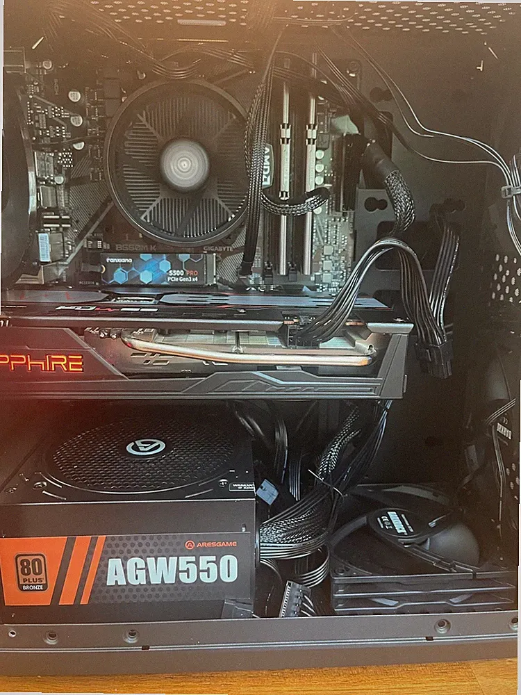 Custom prebuilt pure performance gamming PC.